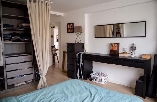 La Villette Apartment | Spacious Apartment Near Canal Saint Martin