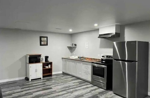 Cochrane Apartment | Spacious Apartment On Hwy 11 S (Includes all the amenities you need)