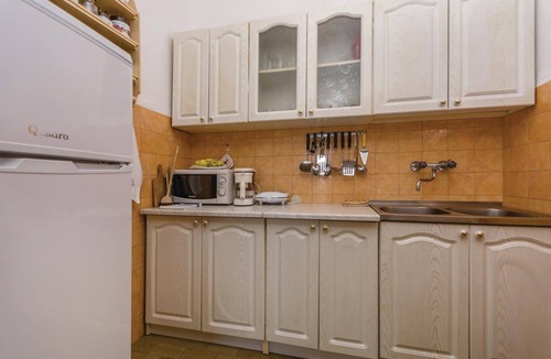 Valbandon Apartment | Spacious apartment on the upper floor.