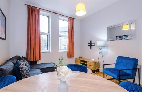 Morley Apartment | Spacious Apartment Retreat + Free WiFi