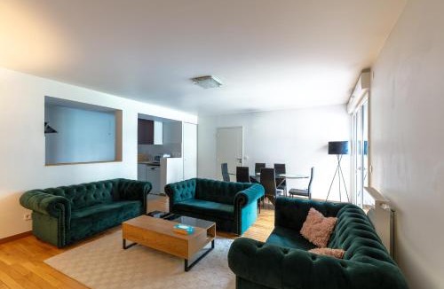 Porte-Dauphine Apartment | Spacious Apartment - Trocadéro