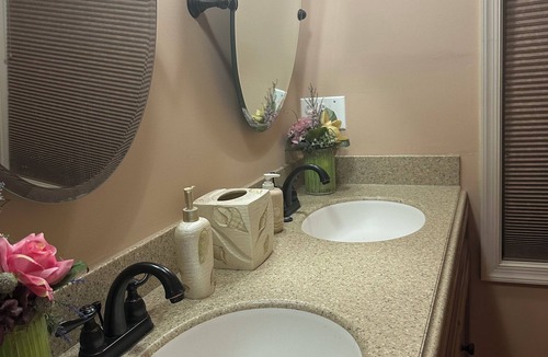 Marydel Apartment | Spacious Apartment