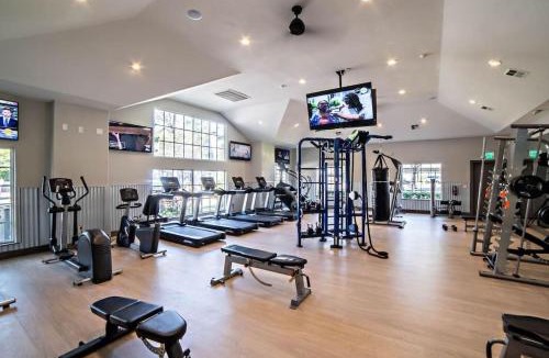 Pleasant Valley Apartment | Spacious apartment w pool hot tub & pet-friendly
