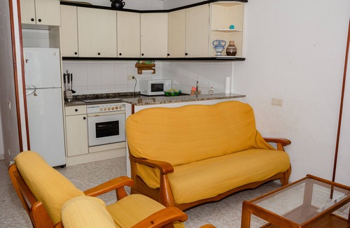 Cambrils Apartment | Spacious apartment with pool views | ESQUIROL BEACH