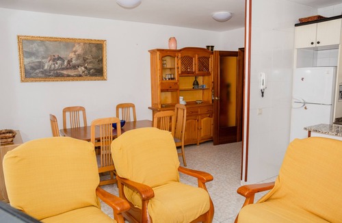 Cambrils Apartment | Spacious apartment with pool views | ESQUIROL BEACH