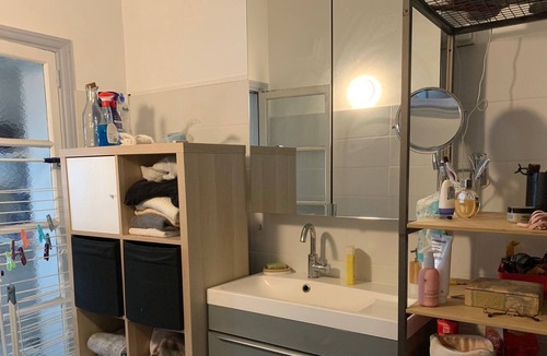 Dobree-Bon Port Apartment | Spacious apartment with balcony