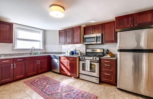 North End Apartment | Spacious Apt In North End