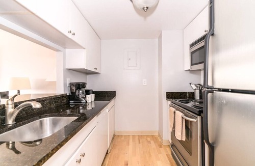 Downtown Apartment | Spacious Apt Near Shops and Restaurants