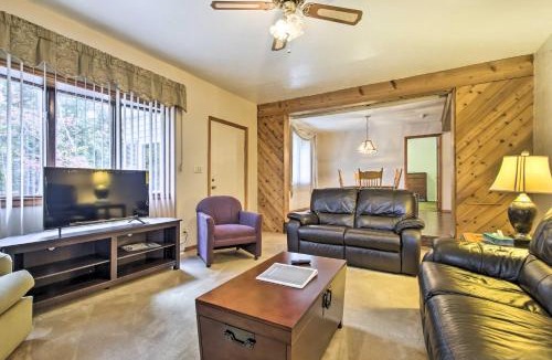 Windham Apartment | Spacious Apt with Yard 3 Mi to Windham Mountain