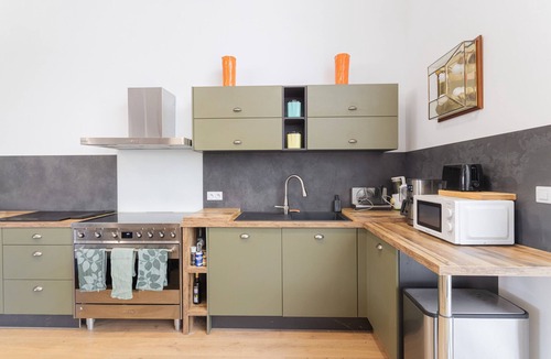 Espira de l'Agly House | Spacious Artist’s Loft Duplex