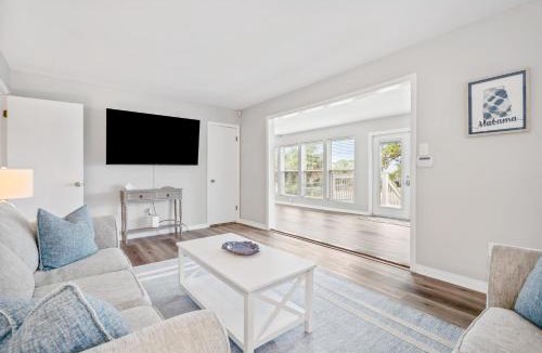 Dauphin Island House | Spacious Audubon Home in Colony Cove w Water Views