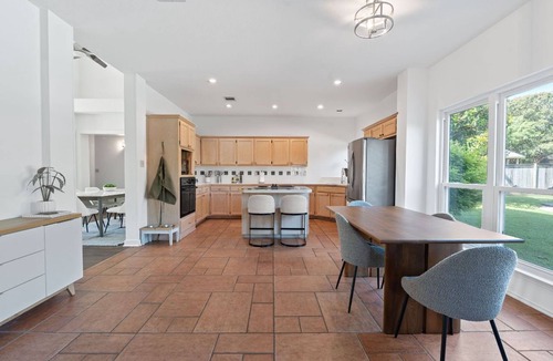 Austin House | Spacious Austin Pool Home - Gym Game Room Sleeps 8 15min from Soco