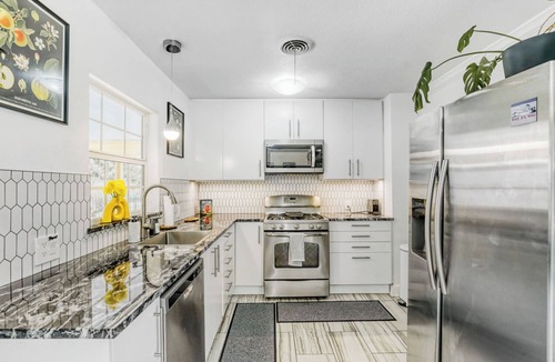 MLK House | Spacious Austin Retreat Yard + Fast to Downtown