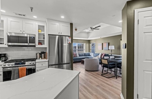 Newtown Apartment | Spacious | Balcony | Central | Hosted By StayRafa