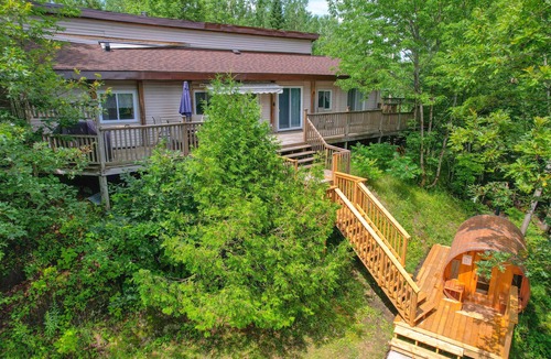 Bancroft Cottage | Spacious Bancroft Cottage- Private Lakefront/Sauna/In Town