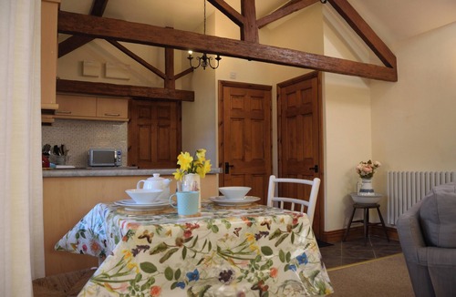 Woolfardisworthy House | Spacious barn conversion perfect for exploring the North Devon & Cornwall coast.