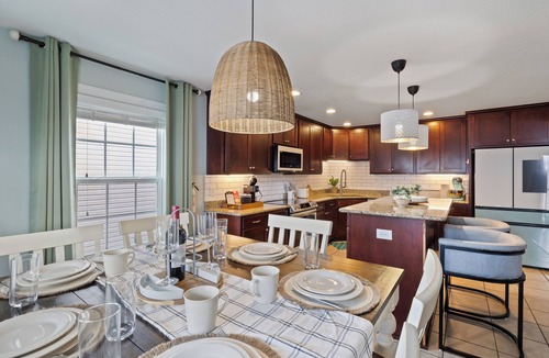 East Ocean View House | Spacious Bayfront Retreat