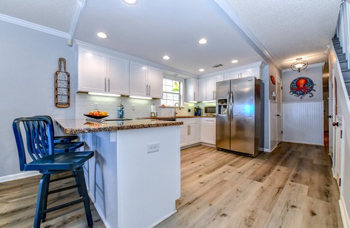 Sunnyside House | Spacious Beachfront Home - Great for Families