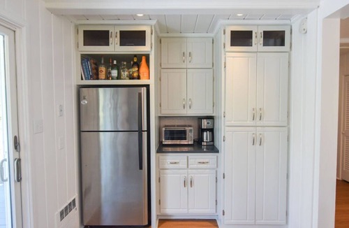 East Falmouth House | Spacious Beach House 6 Min Walk to Beach!