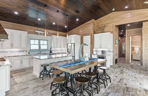 Crystal Beach House | Spacious beach home w/pool & game room