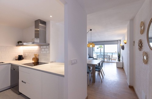 Vilafortuny Apartment | Spacious beachfront apartment perfect for families - UHC MEXICO150