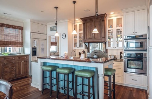 Cape May House | Spacious Beachfront Unit w/Shared Pool