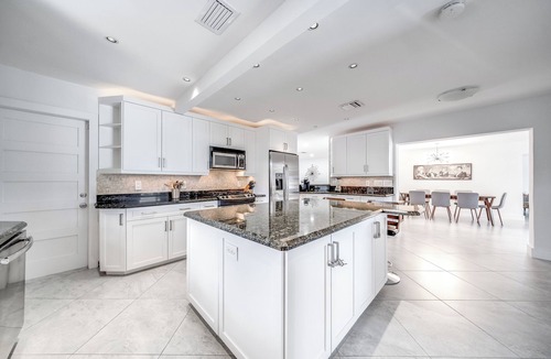 Garden Isles House | Spacious-beachie-on the water-3BR-Sunset-View-BBQ-Pool-WiFi-AC-kayaks-doc
