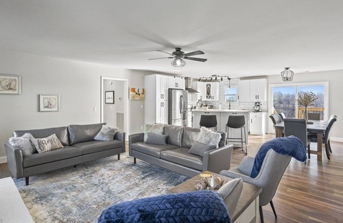 Millersville House | Spacious beautiful home close to BNA with game room!