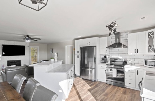 Millersville House | Spacious beautiful home close to BNA with game room!