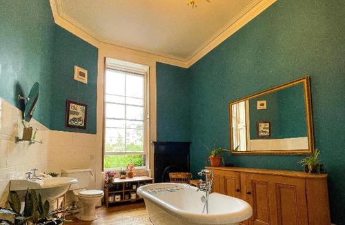 North West Apartment | Spacious & Beautiful Glasgow Westend Apartment - COP26