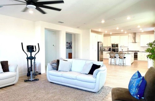 Woodland House | spacious bedroom 5 in pristine & restful home