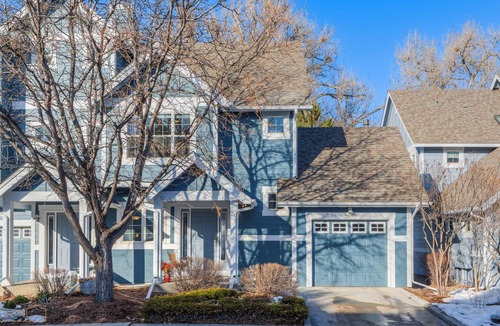 Longmont House | Spacious bedroom and private bath in a shared townhome in enjoyable Longmont