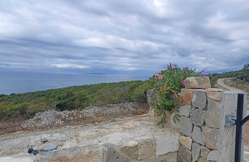 Veli Losinj Apartment | Spacious bedroom studio in gorgeous Veli Lošinj with AC