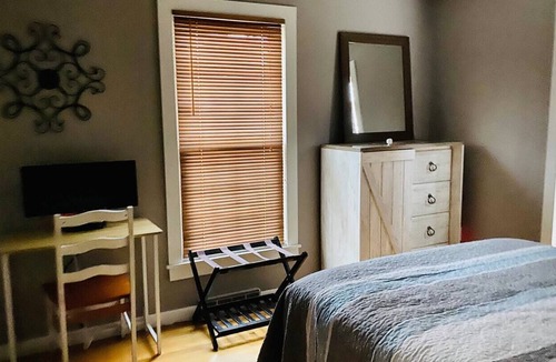 Lee House | Spacious Berkshire Home - Year Round Retreat.