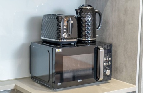 North Finchley Apartment | Spacious Boutique Lux 3bed-Free Parking