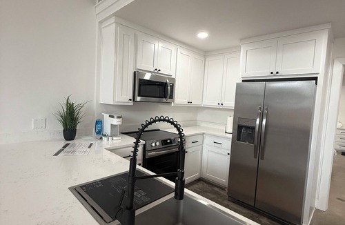 Skiatook Apartment | Spacious-Brand New 2BR 2BA Loft Near Skiatook Lake & Downtown