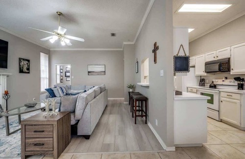 Denton House | Spacious Brick House 3BR 2BA A+