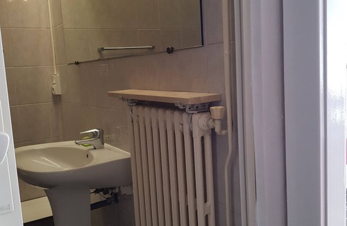 Plantieres Queuleu Apartment | Spacious, bright apartment