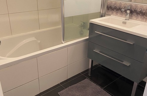 Sens Apartment | Spacious, bright apartment