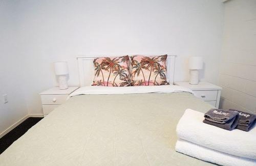 Forrest Hill House | Spacious, bright & central home with all amenities