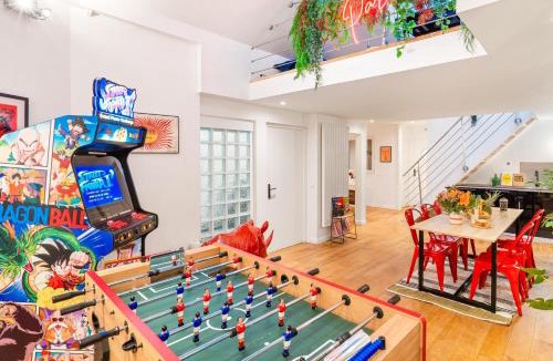 Porte-Saint-Martin Apartment | Spacious & Bright Loft Central Paris