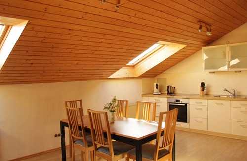 Ueberlingen Apartment | Spacious, bright vacation apartment "zum Saibling"
