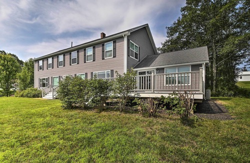 New Harbor House | Spacious Bristol House w/Deck & Harbor Views!