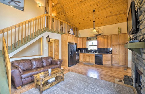 Buckeye Lake House | Spacious Buckeye Lake Home w/Hot Tub & Fire Pit!