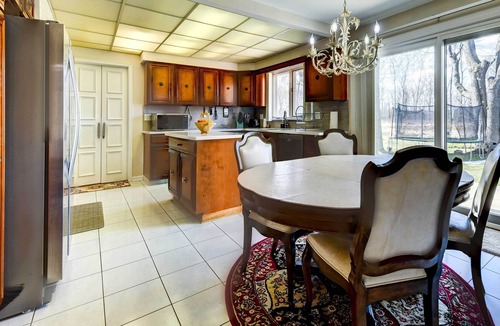 Williamsville House | Spacious Buffalo Brick Home w/ Backyard!