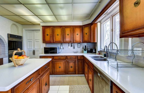 Williamsville House | Spacious Buffalo Brick Home w/ Backyard!