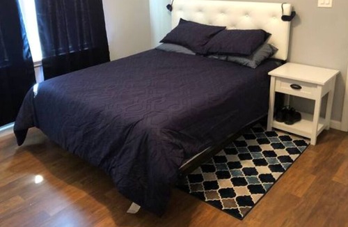 Capitol View House | Spacious Bungalow