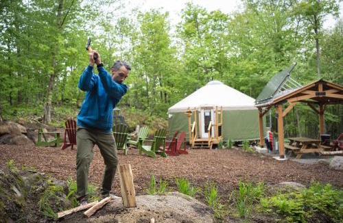Sainte-Agathe-des-Monts House | Spacious Yurt in the Woods