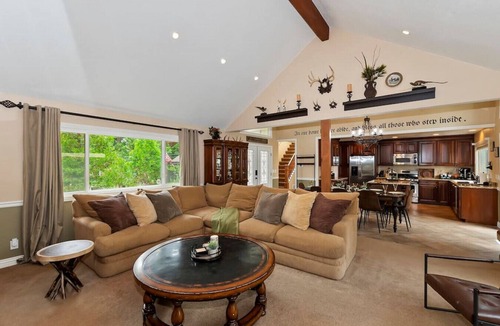 Cedar Glen Cabin | Spacious Cabin, AC, Deck + Fireplace, Games