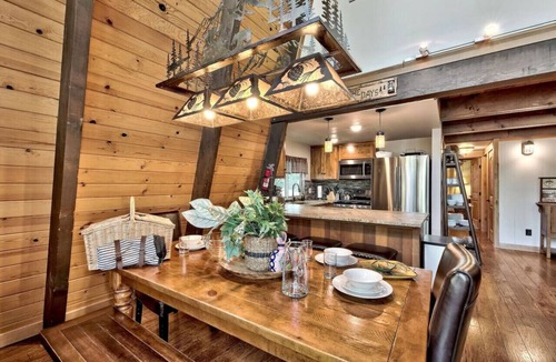 Tahoe Vista House | Spacious Cabin Across From Beach!